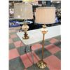 Image 1 : SET OF 2 LAMPS - 1 FLOOR LAMP W/GLASS