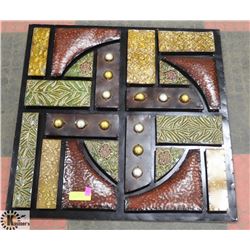 DECORATIVE METAL WALL ART - MOUNTABLE