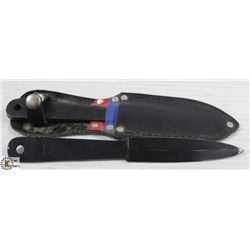 SET OF THROWING KNIVES IN LEATHER SHEATH