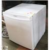 Image 1 : DANBY MINI FRIDGE