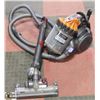 Image 1 : DYSON VACCUUM CLEANER