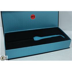 PYT DIGITAL  19MM CURLING WAND W/  SATIN TURQUOISE