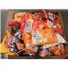Image 1 : BOX OF ASSORTED BITS N BITES, POPCORN, BUGLES &