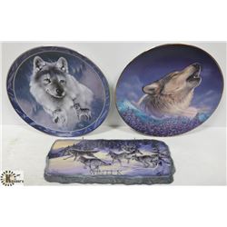 WOLF COLLECTORS LOT: 2 WOLF PLATES & 1 WOLF PLAQUE