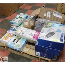 PALLET OF POOL ACCESSORIES & FIXTURES