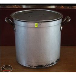 LOCATION #1. 30 LITER ALUMINUM STOCK POT W/ LID