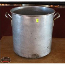 LOCATION #1. 40 QUART ALUMINUM STOCK POT