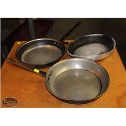 LOCATION #1. LOT OF 3 ALUMINUM 12" FRYING PANS