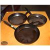 Image 1 : LOCATION #1. LOT OF 3 STEEL 11" FRYING PANS