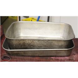 LOCATION #1. LOT OF 2 ASSORTED ROASTING PANS