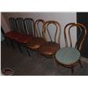 Image 1 : LOCATION #1. LOT OF 6 ASSORTED PADDED METAL CHAIRS