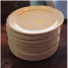 Image 1 : LOCATION #1. LOT OF 20 DUDSON 10" PORCELAIN DINNER PLATES