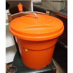 LOCATION #1. DYNAMIC PLASTIC SALAD SPINNER