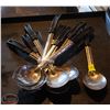Image 1 : LOCATION #2. LOT OF 11 S/S SERVING SPOONS W/ PLASTIC HANDLES