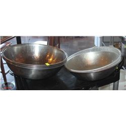 LOCATION #2. LOT OF 7 STAINLESS STEEL MIXING BOWLS W/ 1 CAMBRO