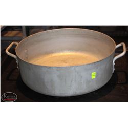 LOCATION #2. 20 QUART ALUMINUM STOCK POT