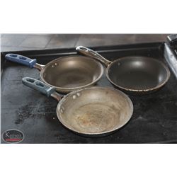 LOCATION #2. LOT OF 3 COATED ALUMINUM 7.5" FRYING PANS