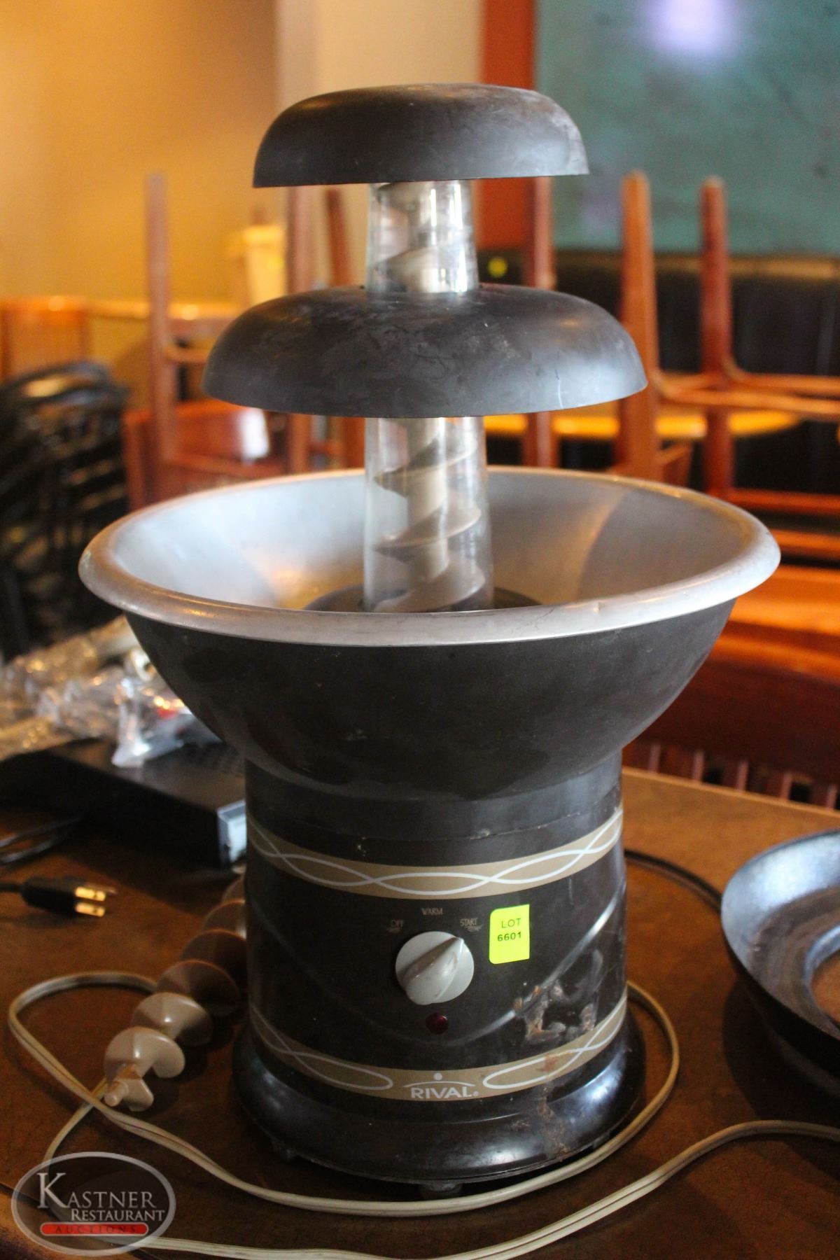 LOCATION 2. RIVAL CHOCOLATE FONDUE FOUNTAIN Kastner Auctions
