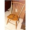 Image 1 : WINDSOR PLANK BOTTOM SIDE CHAIR