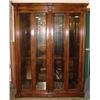 Image 1 : HENREDON LIGHTED CURIO CABINET