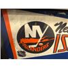 Image 2 : 1980 NEW YORK ISLANDERS CHAMPIONSHIP TEAM SIGNED PENNANT IN SHADOW BOX DISPLAY