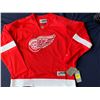Image 1 : DETROIT RED WINGS NHL LICENSED MENS REEBOK JERSEY (SIZE XL)