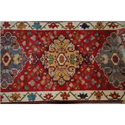 Hand Knotted Shiraz Medalian