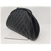 Image 2 : Chanel Leather Clutch