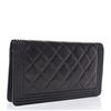 Image 2 : Chanel Quilted Leather Wallet