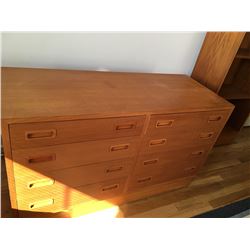 Mid-Century Danish, Hundevad, Cabinet