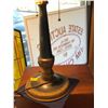 Image 6 : Reverse Painted Table Lamp