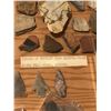 Image 2 : Native American Pottery and Arrowheads