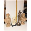 Image 1 : 4 Decorative Statues