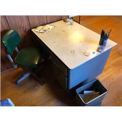 Mid Century Modern Office Desk and Chair