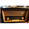 Image 2 : 3 Vintage Radios
