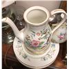 Image 8 : Aynsley Pembrook China and Crystal