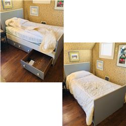 2 Art Modern Twin Beds