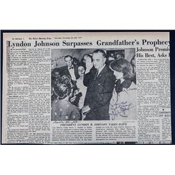 [Kennedy Assassination] Photo Signed by Lyndon Johnson, Jacqueline Kennedy and Others
