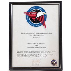 STS-33 Flown Mission Pendant