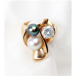 Lady's Diamond, Pearl, 14K Yellow Gold Ring