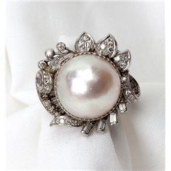 Mabe Pearl, Diamond, Platinum Ring