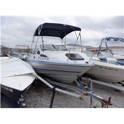1987 Bayliner Capri Boat