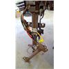 Image 2 : 98 1/2 TON CHEVY STEERING COLUMN W/ KEY
