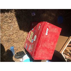 METAL TOOL BOX