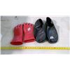Image 1 : EXTRA LARGE SLIP ON RUBBER GALOSHES AND RUBBER GLOVES