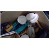 Image 4 : BOX OF ASSORTED ITEMS