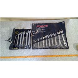FORCE INTERNATIONAL 11 PIECE WRENCH SET AND STANLEY SET