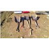 Image 1 : LOT OF SCOOP SHOVELS