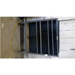 METAL SHELVING UNIT