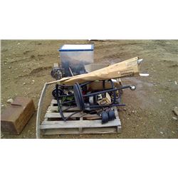 PALLET OF ASSORTED ITEMS